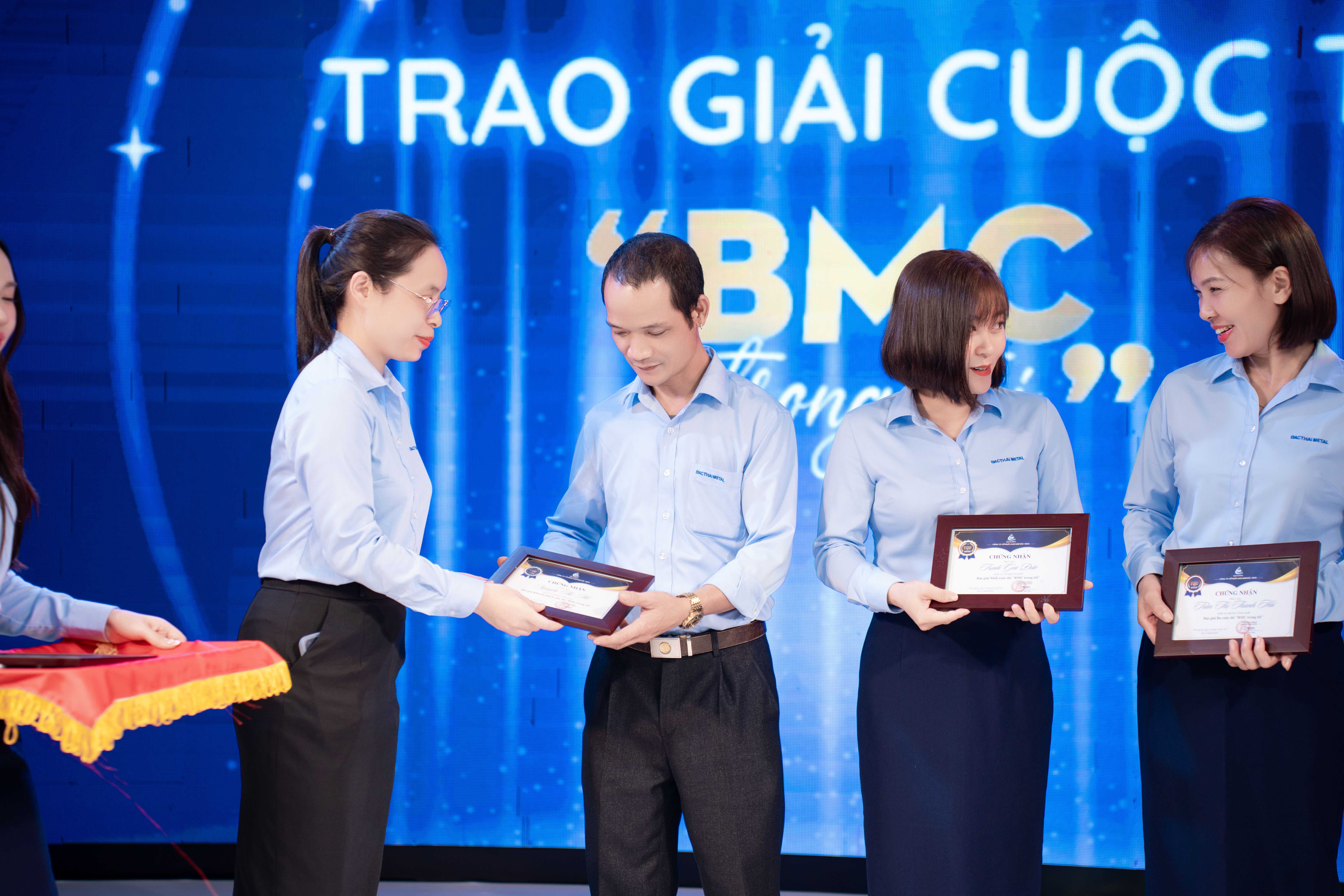 TRAO GIẢI CUỘC THI “BMC TRONG TÔI” -  DẤU ẤN TRONG LỄ KỶ NIỆM 63 NĂM THÀNH LẬP VÀ 10 NĂM TIẾP NHẬN QUYỀN SỞ HỮU CÔNG TY.
