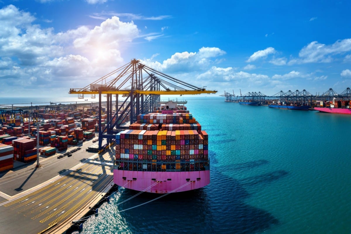 Tập trung hoàn thành cắt giảm, đơn giản hóa thủ tục hành chính, điều kiện kinh doanh