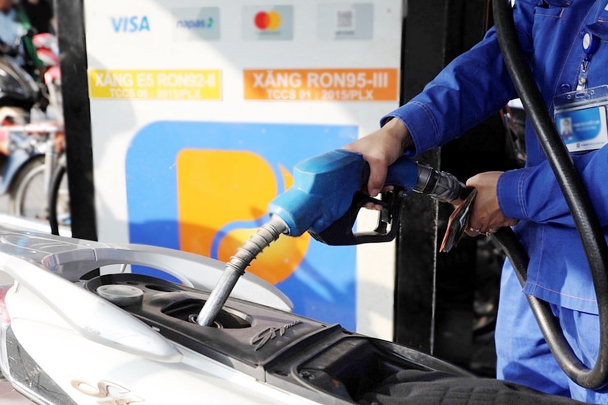 Giá xăng, dầu đồng loạt tăng